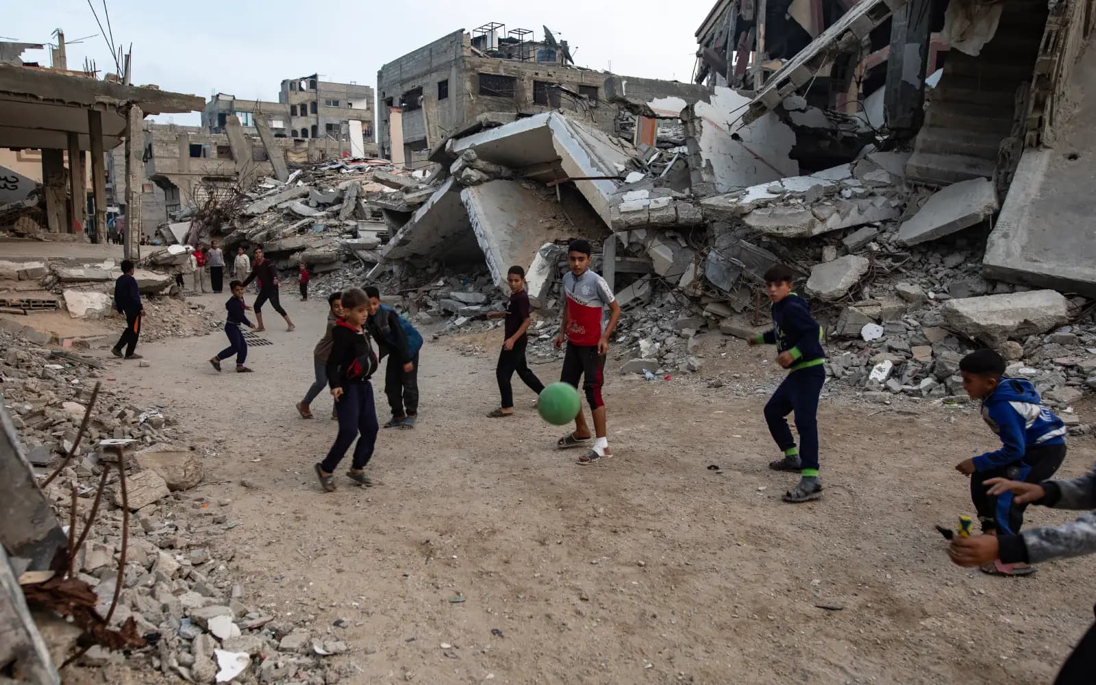 Cover Image for Fifa to lead US$75mil Palestinian football rebuilding fund