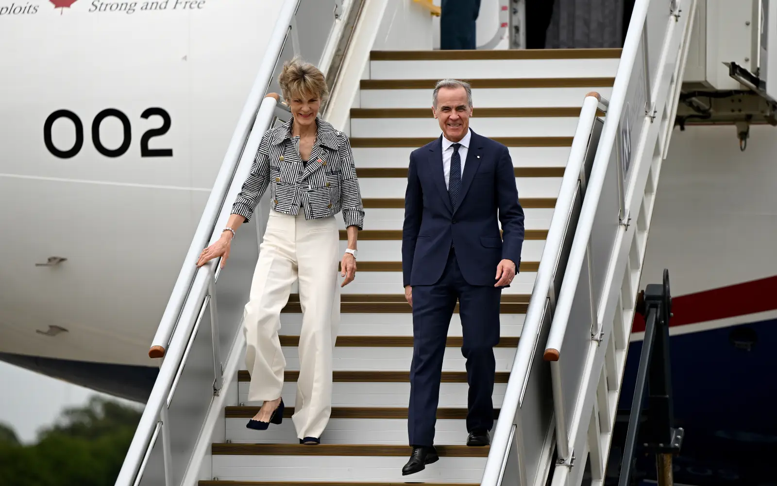 Cover Image for Canadian PM Carney in Australia to talk minerals, defence